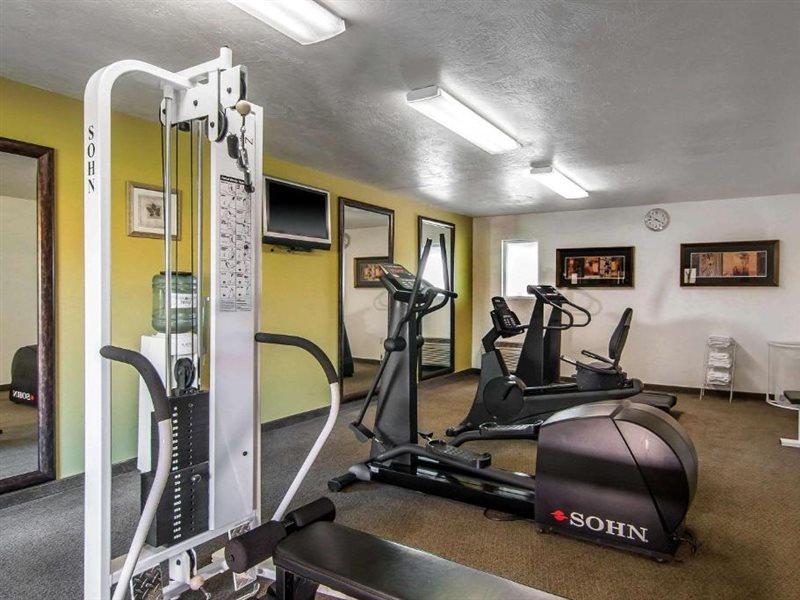 Quality Inn & Suites At Coos Bay Северен Бенд Екстериор снимка